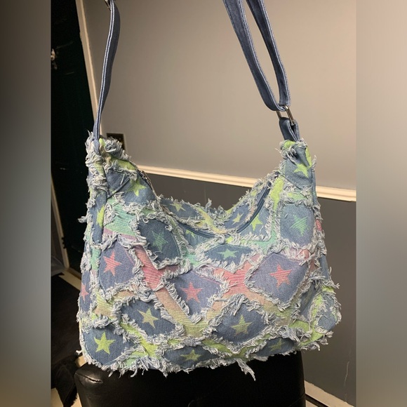 Fashionable Diamond Pattern Fringed Star Shoulder Bag For Women - Picture 4 of 5